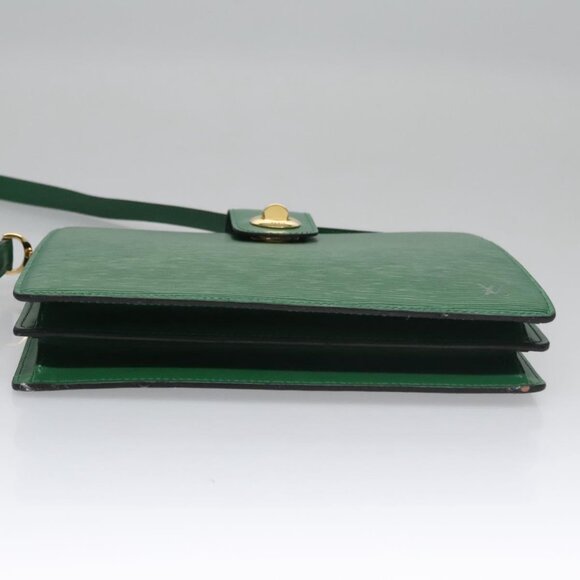 LOUIS VUITTON Epi Capuchin Shoulder Bag Green - Picture 5 of 16
